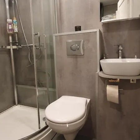Pensión Bedroom In 12 Minutes To By Train Oslo