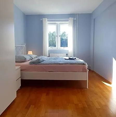 Bedroom In 12 Minutes To By Train